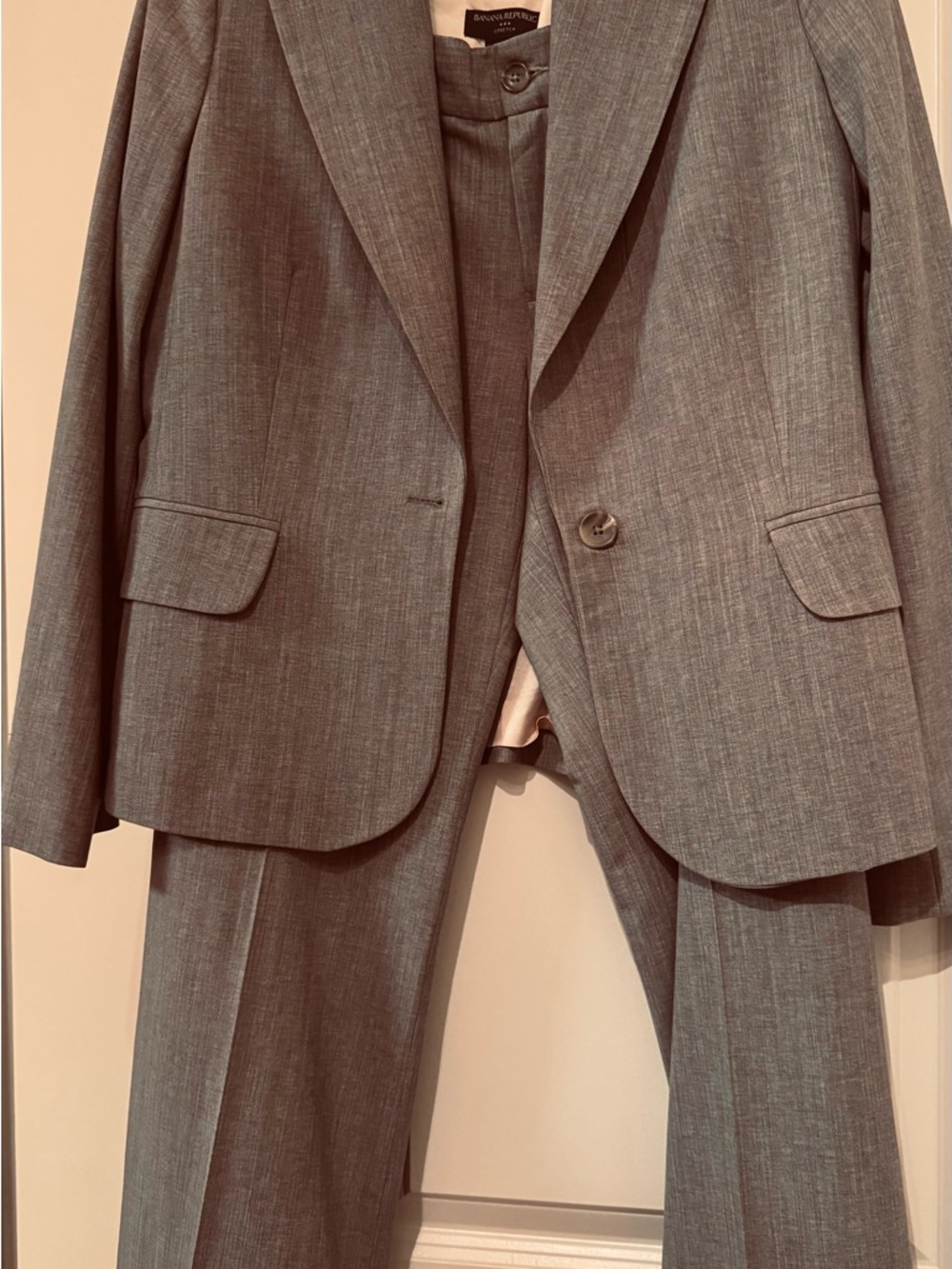 Banana Republic Women's Gray Two-Piece Suit Jacket & Pants